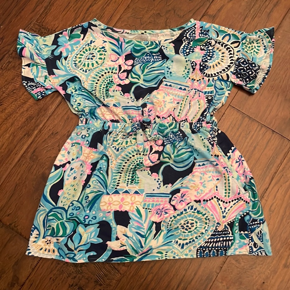 Lilly Pulitzer flutter sleeve dress. Size 2-3 girls